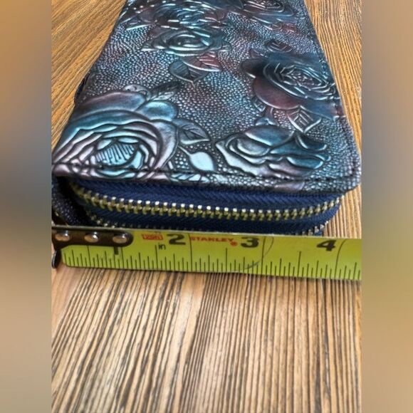 Vintage Style Floral Embossed Black Blue and Burgundy Women's Faux Clutch NWOT - Picture 6 of 12